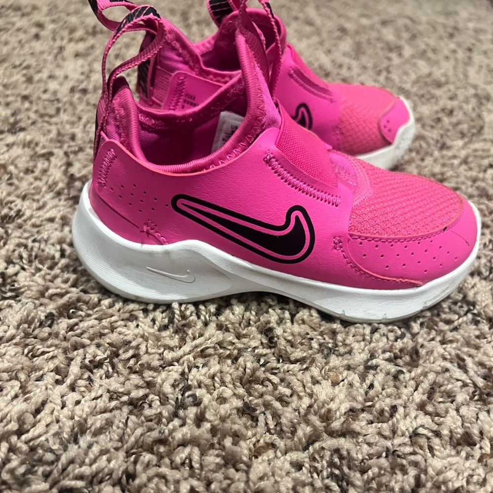 Toddler Girls Nike Shoes